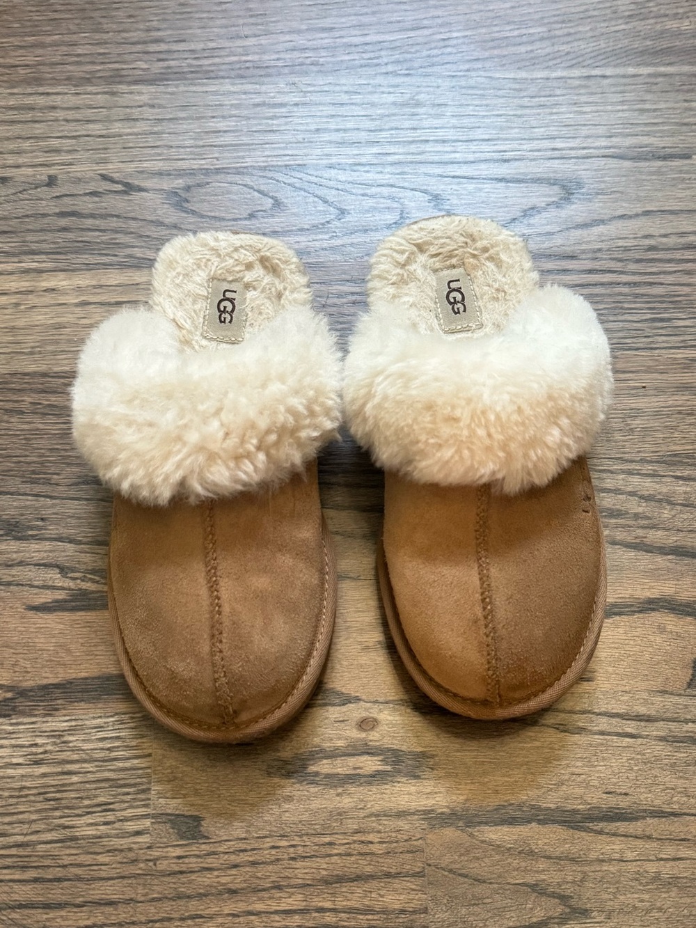 UGG Slippers! - Picture 3 of 7